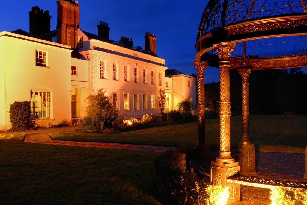 Haughton Hall Hotel & Leisure Club Telford Exterior foto