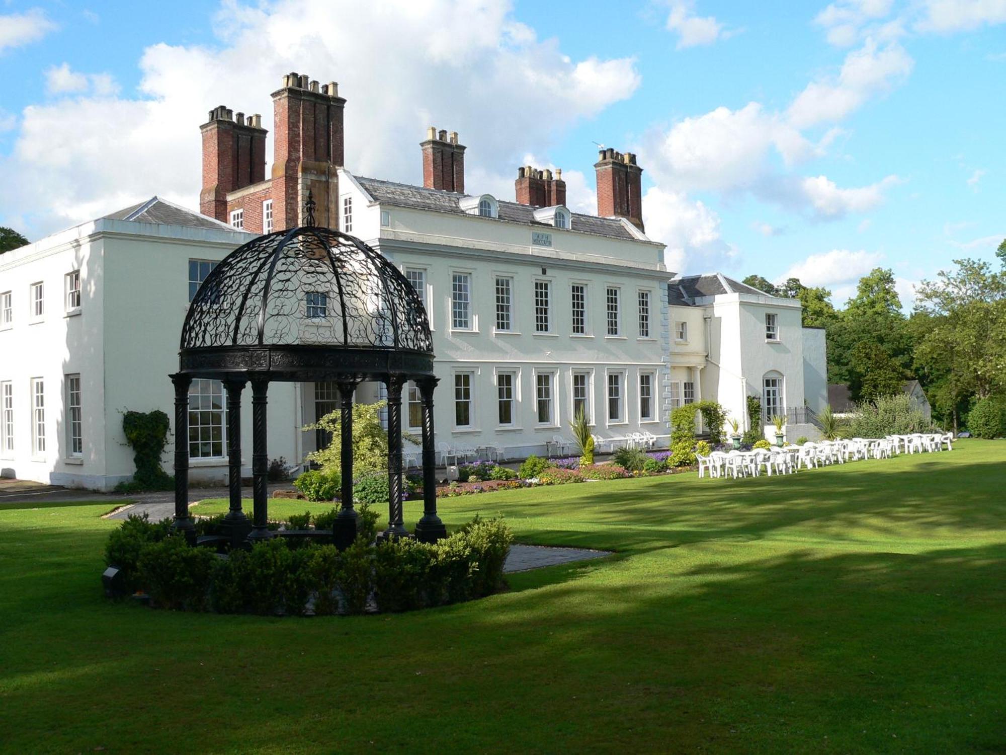 Haughton Hall Hotel & Leisure Club Telford Exterior foto